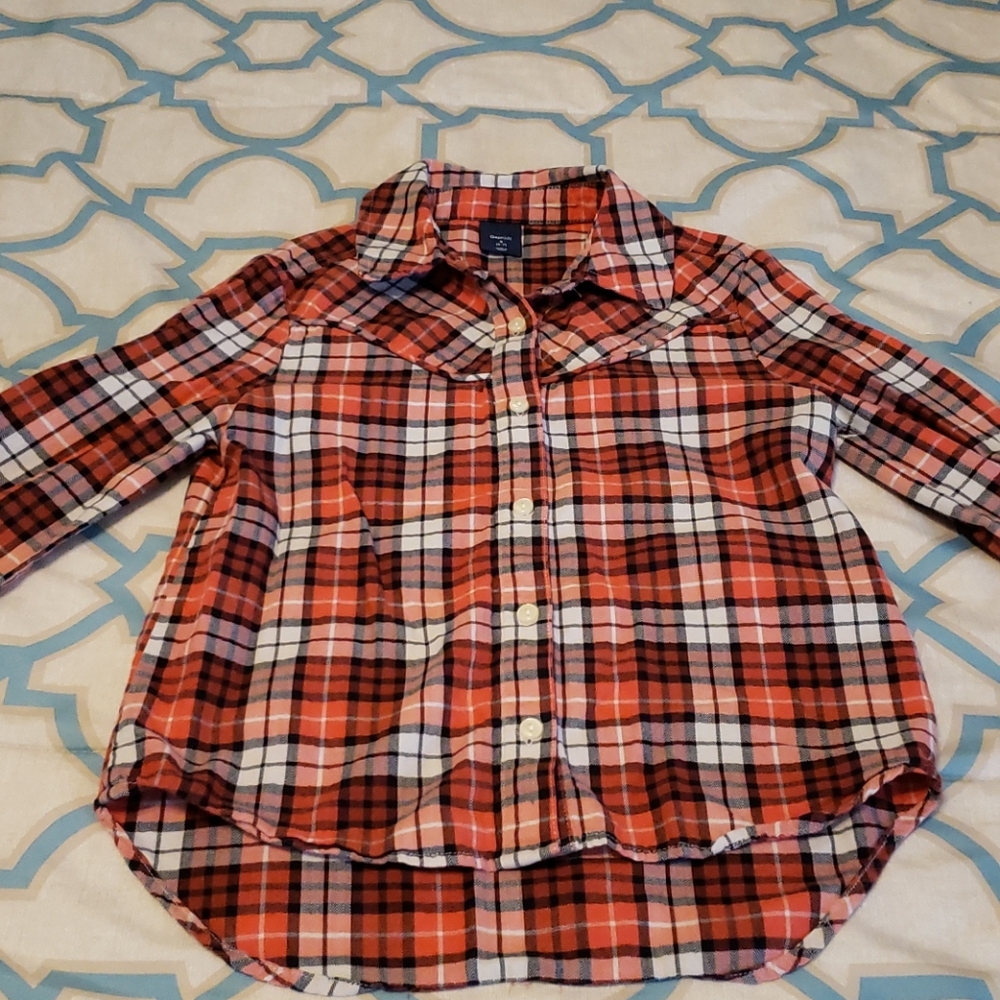🏖 $5 SALE! Gap kids plaid button down shirt